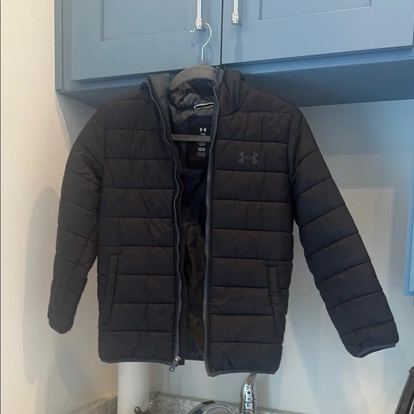 Under Armour Black Puffer Jacket Quilted Insulation - Picture 1 of 5